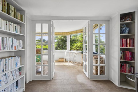 Poolside Stay - Close To Taronga Zoo & Luna Park - Tourism Adelaide 3