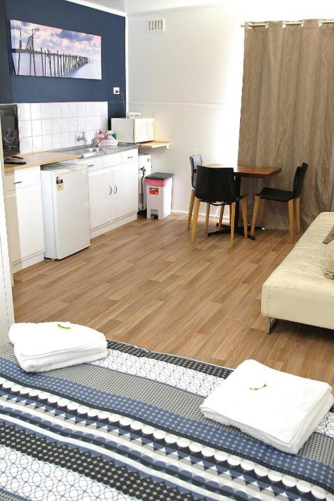 Port Lincoln Caravan Park - Tourism Adelaide 3