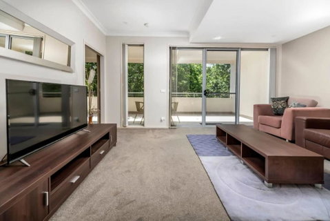 Quiet Apartment In Braddon ACT - Tourism Adelaide 3