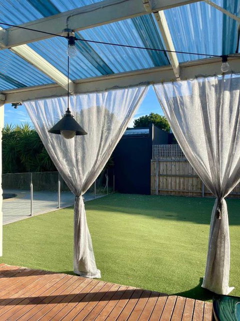 Prime Glen Huntly Beauty - 4BR Family Home W Pool - Tourism Adelaide 0