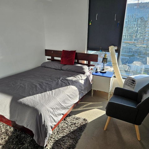 Private Bedroom & Bathroom In Shared Inner Brisbane Apartment - Tourism Adelaide 3