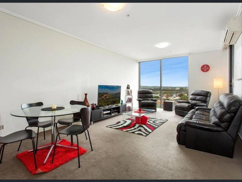 Private Room With Shared Washroom Only In 3bhk Apartment - Tourism Adelaide 3