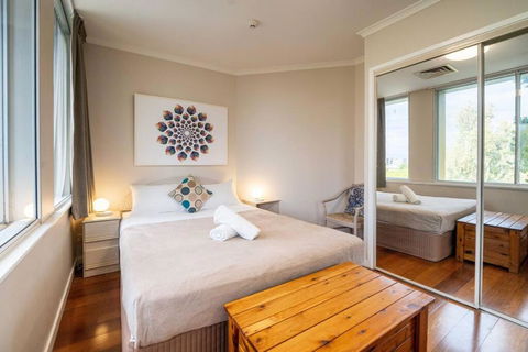 Quaint Auchenflower 1B1B Apt W Parking Close To UQ - Tourism Adelaide 3