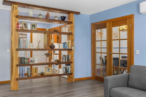 Quaint Garden Oasis With Free Parking - Tourism Adelaide 1