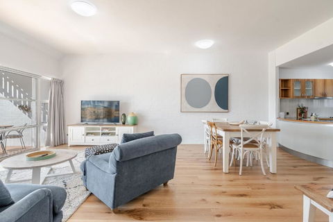 Quarterdeck Unit 2 - Lennox Head - Tourism Adelaide 3