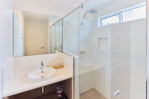 RAC Esperance Holiday Park - Tourism Adelaide 3