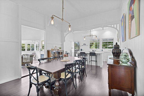 Rambling Roses - Tourism Adelaide 2