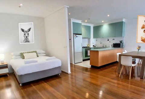 Readyset Apartments At Dockside - Tourism Adelaide 2