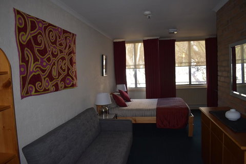 Attunga Alpine Lodge & Apartments - Tourism Adelaide 1