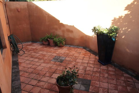 Azalea Villa - Close To The City Of Perth - Tourism Adelaide 1