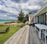 Azure Absolute Beachfront - Pet Friendly - Tourism Adelaide