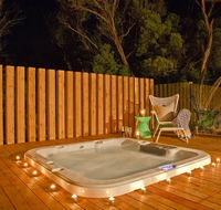 Azure Beach Retreat - Spa Luxury - Tourism Adelaide