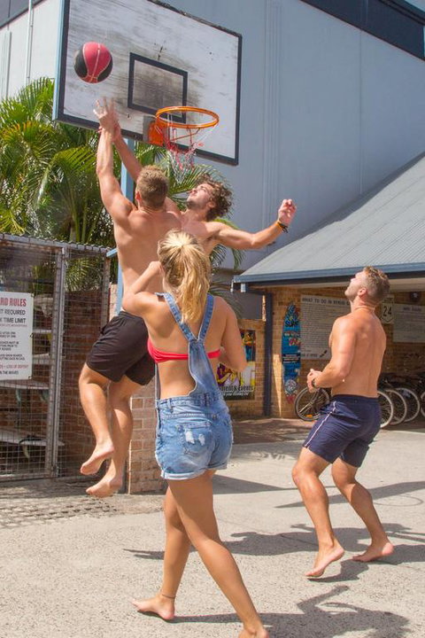 Backpackers Holiday Village - Tourism Adelaide 3