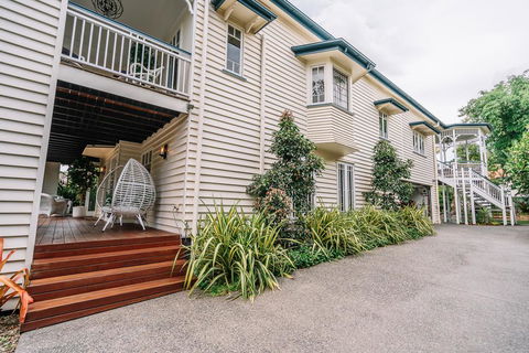 Balmoral Queenslander - Tourism Adelaide 1