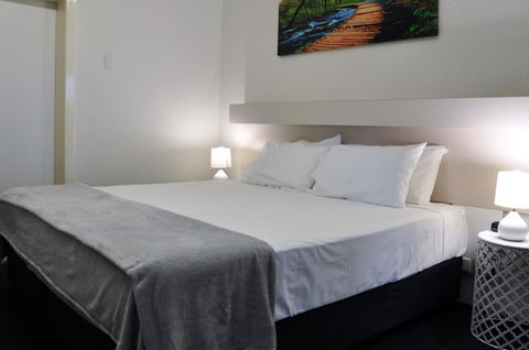 Balonne River Motor Inn - Tourism Adelaide 3
