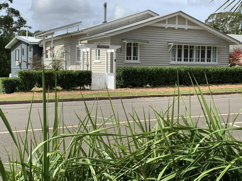 Bank House Tamborine Mountain - Tourism Adelaide 0