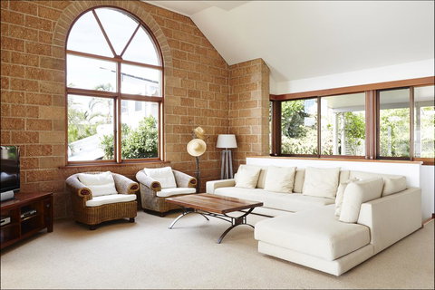 Bay Beach House - Tourism Adelaide 2