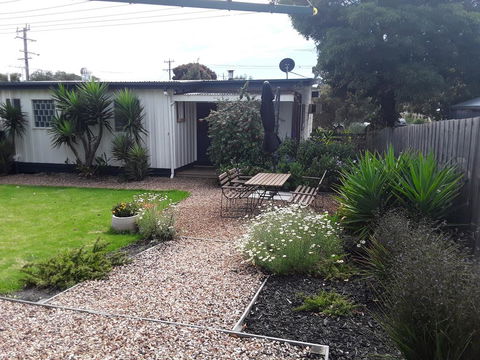 Bay Bell Cottage - Tourism Adelaide 1