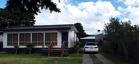 Bay Bell Cottage - Tourism Adelaide 3