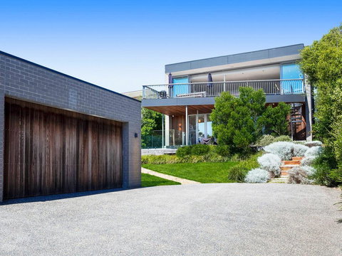 Bay Vista - Amazing Bay Views With The Beach At Your Doorstop! - Tourism Adelaide 0