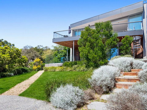 Bay Vista - Amazing Bay Views With The Beach At Your Doorstop! - Tourism Adelaide 3