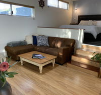 Beach Charm Villa Suite - Tourism Adelaide