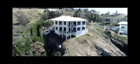 Beach Front Pandanus Cove - Tourism Adelaide 0