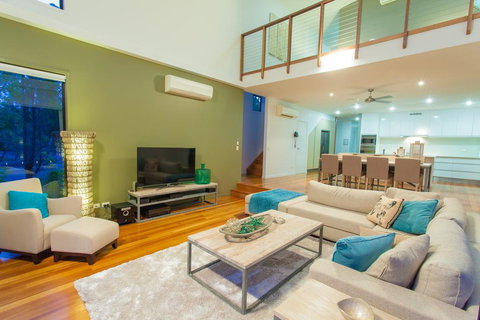 Beach Road Holiday Homes - Tourism Adelaide 0