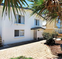 Beachcomber Unit 4- Beachside Unit - - Tourism Adelaide