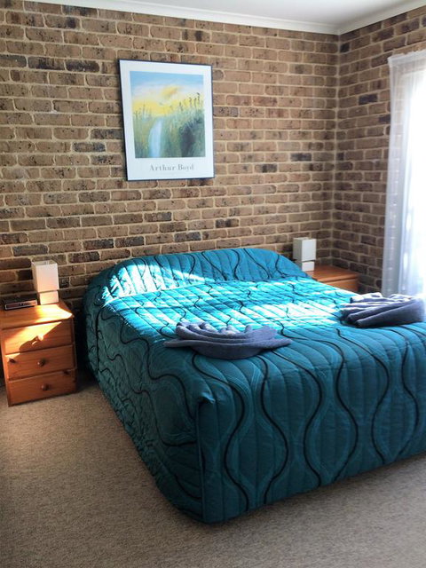 Beachfront Apartments - Tourism Adelaide 3