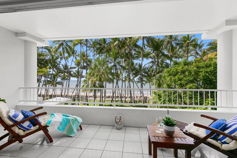 Beachfront Apt. In Alamanda Beachfront Resort (17) - Tourism Adelaide 0