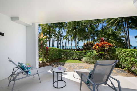 Beachfront Apt. In Alamanda Beachfront Resort (21) - Tourism Adelaide 0