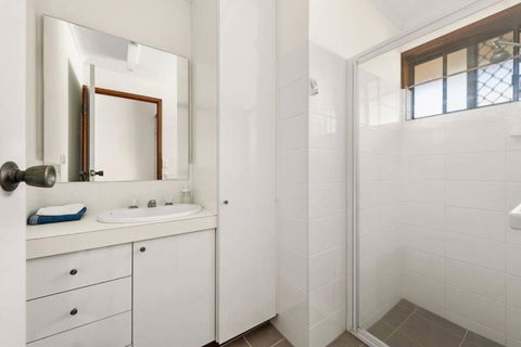 Redcliff 2 Bedroom Townhouse - Tourism Adelaide 1