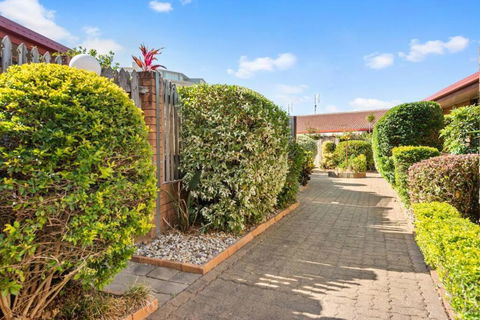 Redcliff 2 Bedroom Townhouse - Tourism Adelaide 3