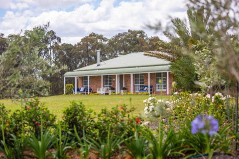 Redims Hill Cottage - Tourism Adelaide 0