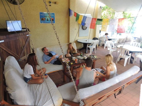 Reef Lodge Backpackers - Tourism Adelaide 3