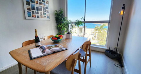 Relaxed Coastal Living With Fantastic Sea Views - Tourism Adelaide 0