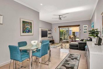 Relaxing Getaway Steps From Grange Beach with Tourism Adelaide