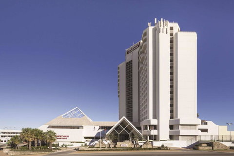 Rendezvous Hotel Perth Scarborough - Tourism Adelaide 1