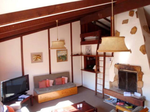 Retro 2 Bedroom Apartment - Tourism Adelaide 0