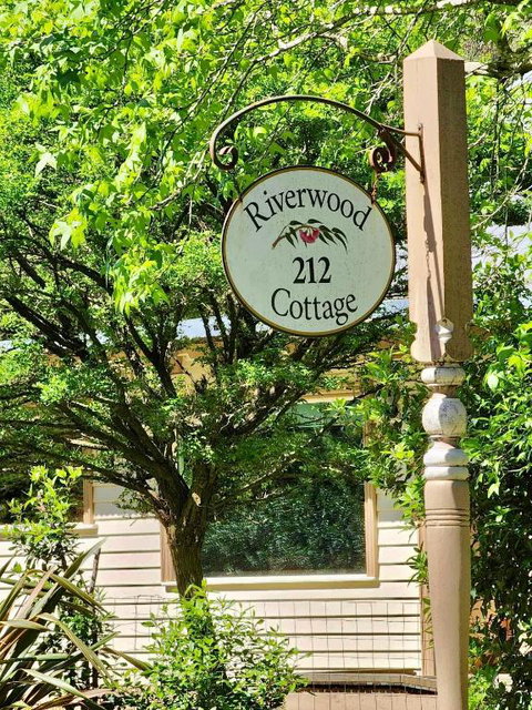 Riverwood Cottage, Accessible Accommodation - Tourism Adelaide 0