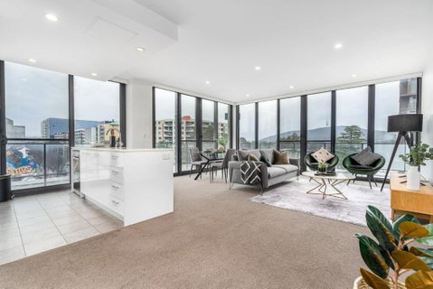 Roomy 2BR 2BA City-Centre Apt - Tourism Adelaide 0
