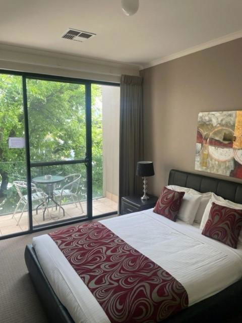 RNR Sturt Holiday Home - Tourism Adelaide 0