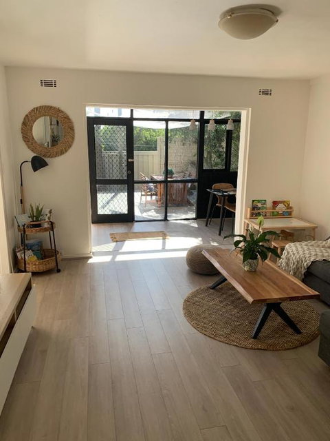 Room For Rent - Tourism Adelaide 2