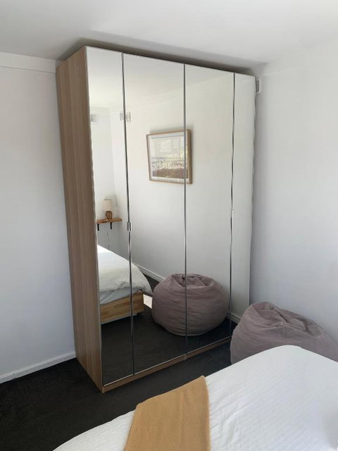 Room For Rent - Tourism Adelaide 1