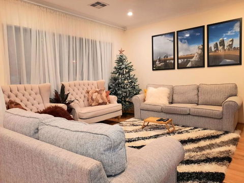 Room In Guest Room - Private Room In A Charming Hampton-style Home Ten Minutes From Fremantle Port - Tourism Adelaide 1