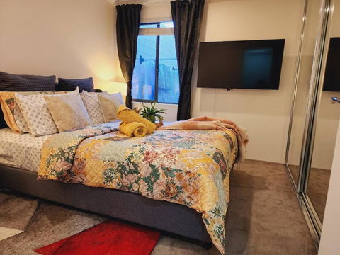 Room In Guest Room - Private Room In A Charming Hampton-style Home Ten Minutes From Fremantle Port - Tourism Adelaide 2