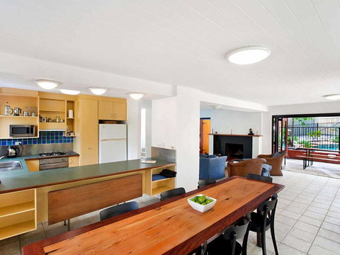 Ross Cres Spacious Private Beach House - Tourism Adelaide 3