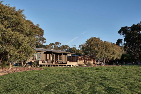 Ross Farm - Cabin - Tourism Adelaide 1