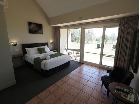 Rothbury Downs - Tourism Adelaide 3